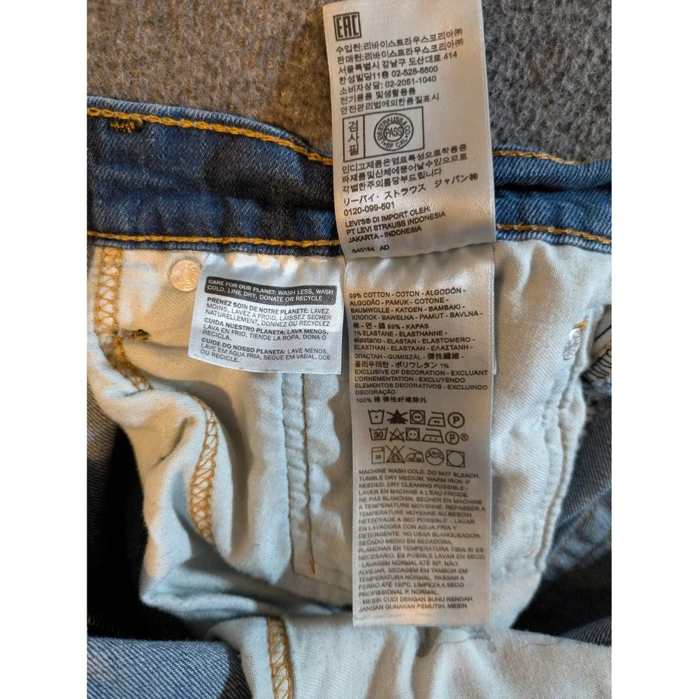 Levi's Jeans Mens 541 Denim Straight Leg Size 36x32 Medium Wash